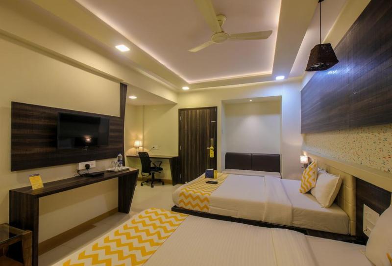 Fabexpress Time Square Hotell Thane Exteriör bild