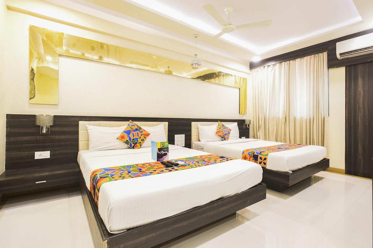 Fabexpress Time Square Hotell Thane Exteriör bild