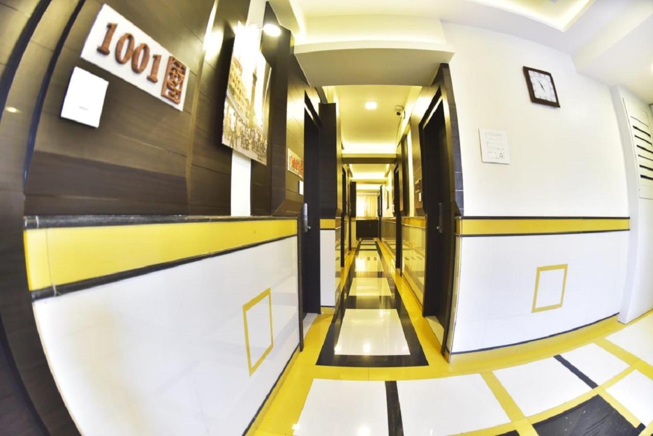 Fabexpress Time Square Hotell Thane Exteriör bild